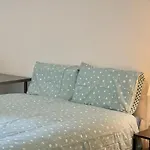 Modern Patio Flat Close To Sation & Canary Wharf